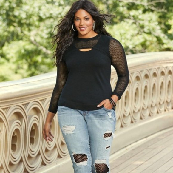 NWT Torrid Mixed Stitch Peekaboo Neck Sweater size 4 - Picture 4 of 8